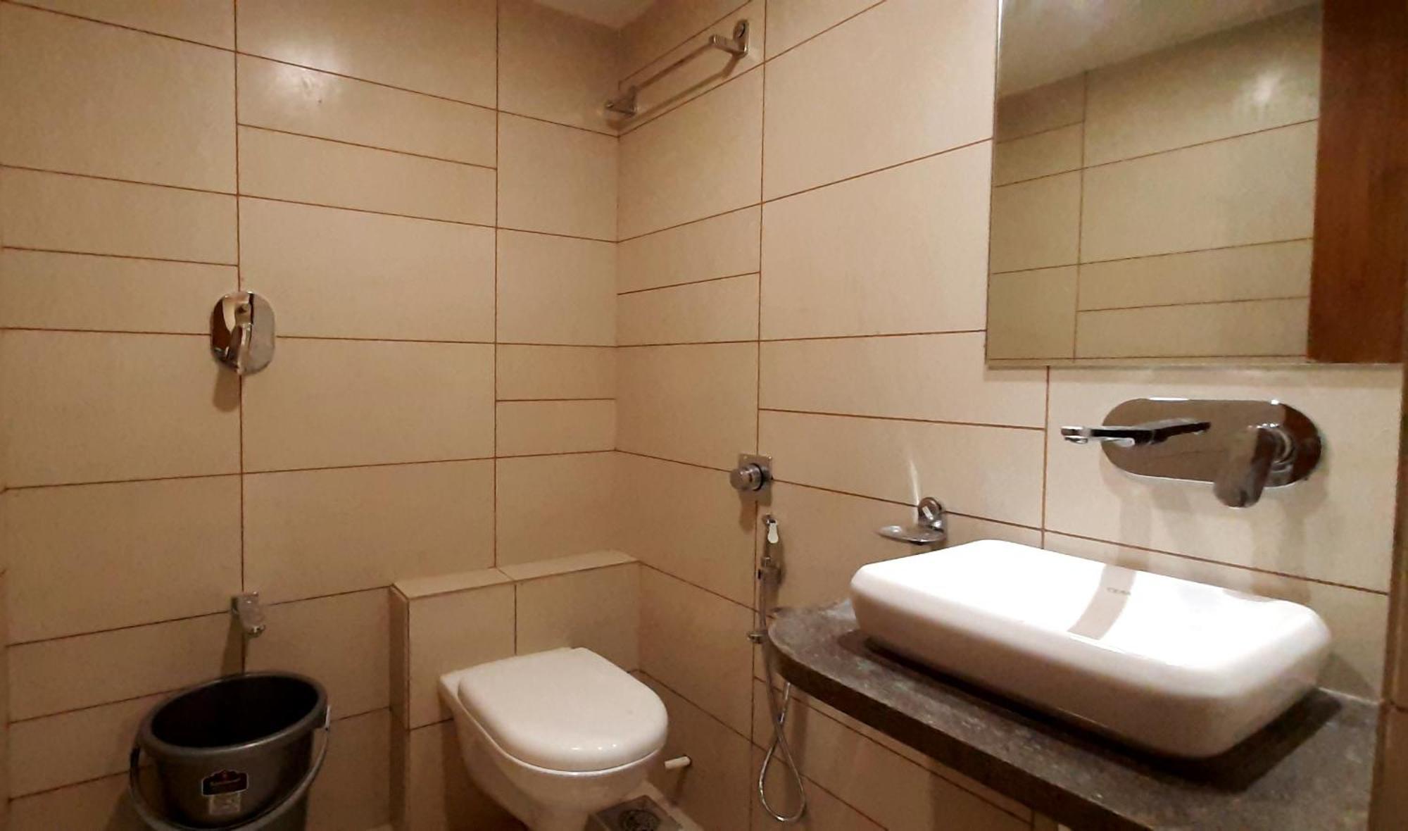 Hotel Kinara Ahmedabad Extérieur photo